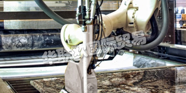 PROMETEC是石材生產(chǎn)線生產(chǎn)自動化的頂級公司之一。自1981年以來，他們一直是處理和改進石材的熟練操作員