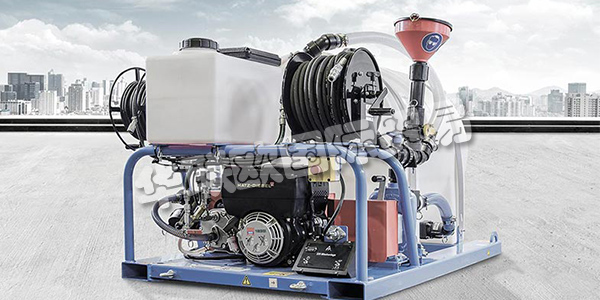 德國TRACTO-TECHNIK公司主要供應(yīng)：德國TRACTO-TECHNIK鉆機(jī),TRACTO-TECHNIK液壓單元，位移錘，夯錘，循環(huán)系統(tǒng)等產(chǎn)品。