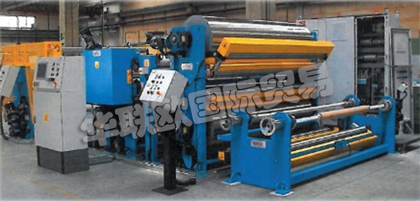 意大利COMERIO公司主要供應(yīng)：非織造布加工機(jī)器、熱粘合壓延機(jī)、實(shí)驗(yàn)室機(jī)器、特殊的高壓延機(jī)、超聲波壓延機(jī)、壓紋壓延機(jī)、熱軋系統(tǒng)、外圍鉆機(jī)缸、完整的熱粘合設(shè)備、橡膠加工機(jī)器、內(nèi)部混合機(jī)、混合機(jī)、圓筒研磨機(jī)、特殊壓光機(jī)，切割單元、自動(dòng)絡(luò)筒機(jī)、完整壓光系統(tǒng))、飼料擠出機(jī)、壓光機(jī)、特殊壓光機(jī)、自動(dòng)繞線機(jī)、壓花系統(tǒng)、用于壓延的成套設(shè)備。