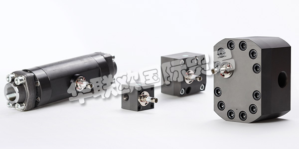 傳感器是一種檢測(cè)裝置，能感受到被測(cè)量的信息，并能將感受到的信息，按一定規(guī)律變換成為電信號(hào)或其他所需形式的信息輸出，以滿足信息的傳輸、處理、存儲(chǔ)、顯示、記錄和控制等要求。傳感器在我們生活中的應(yīng)用范圍很廣，種類(lèi)也繁多，大到一輛汽車(chē)，小到一個(gè)智能手環(huán)。下文為您介紹MARPOSS傳感器3602220005。